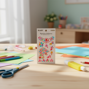 Adesivo con strass Ilan a forma di pesce rosso multicolore 39047 - Product Image 2