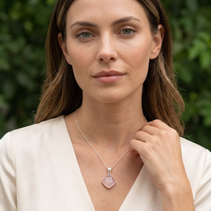Collar con Colgante de Cuarzo Rosa Natural, Plata de Ley 925, Joyería Fina Hecha a Mano con Piedras Preciosas, Proveedor Mayorista OEM ODM - Product Image 4
