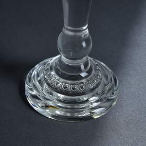 Direct usine Bougeoir pilier style rétro à <span class=keywords><strong>5</strong></span> <span class=keywords><strong>branches</strong></span> en <span class=keywords><strong>cristal</strong></span> K9 et métal argenté, fait main, écologique, UV, Saint-Valentin - Product Image 4