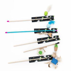 Jouet en bois pour chat avec plume interactive, baguette de chasse pour animaux de compagnie, pour les jeux de chasse, les exercices de saut et les jeux actifs pour chats - Product Image 2