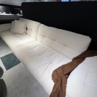 Canapé familial carré sur mesure en cuir véritable avec rembourrage en éponge, canapé-lit écologique et durable pour hôtel et salon