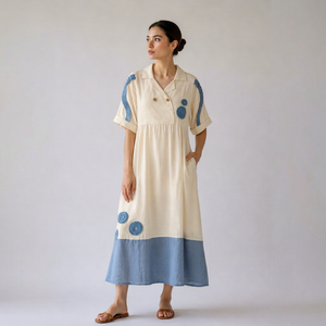 Elegante Vestido Maxi de Algodón Beige con Mangas con Volantes Bordados, Detalles Florales Chic, Estilo Bohemio Asimétrico en Línea A para Mujeres Modernas - Product Image 1