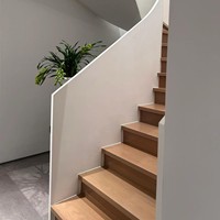 Escaliers en spirale sur mesure en métal, bois et fer forgé de style moderne |   Escalier intérieur durable et sûr pour villa avec conception de modèle 3D
