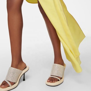 Sandalias de tacón fino con diamantes de imitación y punta cuadrada abierta para mujer, estilo mule sin cordones para verano, con correa para exteriores - Product Image 2