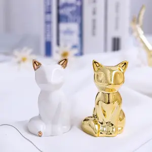 Porcelain Lucky Cat Figurines for Home Decor Home Decoration Europe Folk Art Animal Hot Selling White Xiamen Glazed Earthenware