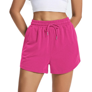 Shorts de fitness pour femme sans coutures, respirants, séchage rapide, anti-roulement, en tissu doux pour l'été, idéaux pour le yoga, le Pilates et les mouvements à faible impact - Product Image 1