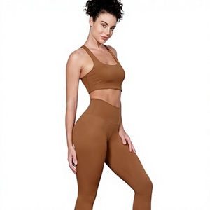 Leggings de yoga taille haute sans couture pour femme, couleur unie, extensibles, respirants, pour l'entraînement sportif - Product Image 1