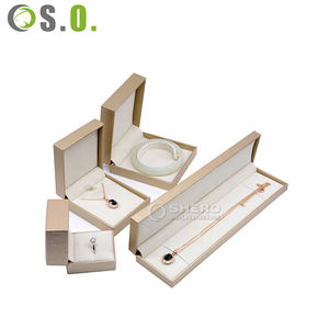 Boîte en carton en cuir PU de luxe personnalisée avec logo pour bague, pendentif, bracelet, collier, boîtes à bijoux - Product Image 3