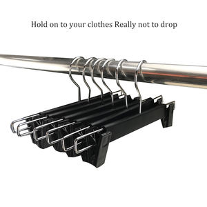 La fabbrica di Clip appendiabiti per pantaloni Produce piccoli pantaloni economici pantaloni e pantaloncini appendiabiti in plastica - Product Image 6