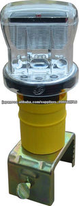 Capteur de lumière d'avertissement de sécurité routière à LED solaire haute pression et résistance à l'eau - Product Image 6