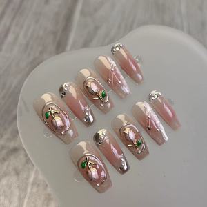 ลดราคา! ชุดเล็บปลอม 10 ชิ้น ตกแต่งเล็บลายบัลเลริน่าทรงโลงศพ ประดับเพชร งานแฮนด์เมด กดติดง่าย - Product Image 4