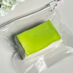 Nuevo Juguete Blandito de Ladrillo de Leche Matcha Realista de 9cm, Serie de Juguetes Súper Suaves para Aliviar el Estrés, Regalo para Niños y Adultos, Mejora el Estado de Ánimo - Product Image 1