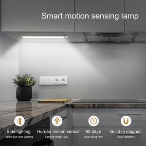 Iluminación Magnética Bajo Muebles con Sensor de Movimiento LED, Luz Nocturna para Armario, Gabinete, Escaleras - Product Image 5