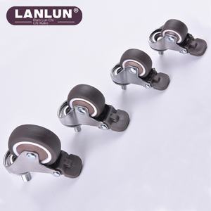 Mini roue de poulie en caoutchouc pivotante silencieuse de 1 à <span class=keywords><strong>2</strong></span> pouces M6M8M10 roue de meuble en acier universel M6/M8/M10 roulette à vis pour une direction facile - Product Image 3