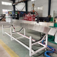 Ligne d'extrusion de cadres de portes en PVC, production de profilés WPC sur mesure, machine de fabrication de cadres de fenêtres et de portes en UPVC, bonne qualité, prix compétitif