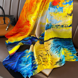 Mode été <span class=keywords><strong>doré</strong></span> jaune couleur vive 90*90cm <span class=keywords><strong>carré</strong></span> chapeaux Hijabs doux confort Imitation soie imprimé cou <span class=keywords><strong>carré</strong></span> écharpe - Product Image 2