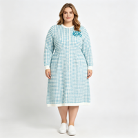 Robe midi en tricot jacquard grande taille pour femme, col rond, taille élastique, broderie, boutons sur le devant, bordure contrastante