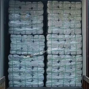 Trapos de algodón blancos para limpieza, paños de limpieza para adultos, ideales para la temporada de bajas temperaturas. - Product Image 1