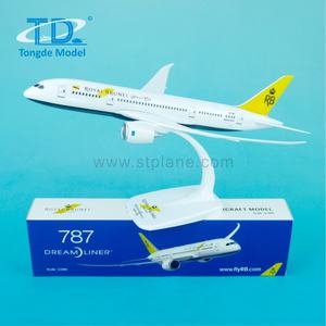 Royal Brunei งานฝีมือเครื่องบินพลาสติก28ซม. เป็นของชำร่วยเป็น1/200 <span class=keywords><strong>B787</strong></span> - Product Image 6