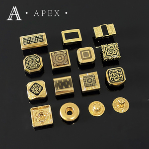 Nút Apex Nhà Máy Vòng Quảng Trường Vàng Logo Thương Hiệu Tùy Chỉnh Quần Áo Nút Kẽm Hợp Kim Kim Loại Men Snap Nút Cho Thobe jubah - Product Image 5