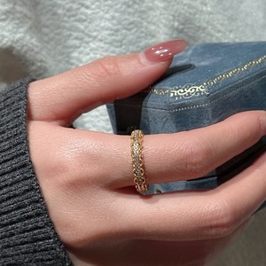 Anillo de Plata Pura S925 con Encaje, Elegante, Estilo Medieval Vintage, Microincrustaciones de Circonio, Estilo Francés de la Corte, Geométrico Animal - Product Image 3