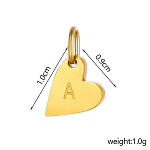Amuleto con Forma de Corazón |   Colgante de Letra Inicial del Alfabeto en Acero Inoxidable Chapado en Oro PVD de 18K para la Creación de Joyas |   Impermeable e Hipoalergénico - Product Image 6