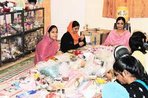 Pendientes de rafia con forma de gota de agua para mujer, aretes, piedra Natural, estilo bohemio, color Beige - Product Image 4