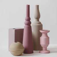 Vase en céramique artisanal élégant de style nordique pour la décoration de la maison, décorations de bureau pour Pâques