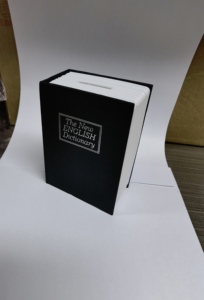 <span class=keywords><strong>Caja</strong></span> <span class=keywords><strong>fuerte</strong></span> con bloqueo <span class=keywords><strong>de</strong></span> libros <span class=keywords><strong>de</strong></span> papel real con bloqueo <span class=keywords><strong>de</strong></span> llave, <span class=keywords><strong>caja</strong></span> <span class=keywords><strong>fuerte</strong></span> antirrobo secreta oculta, <span class=keywords><strong>caja</strong></span> <span class=keywords><strong>de</strong></span> almacenamiento <span class=keywords><strong>de</strong></span> acero y cartón - Product Image 4