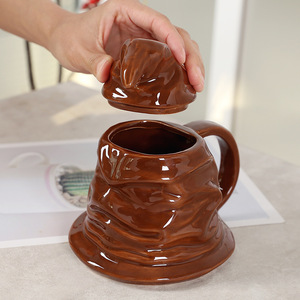 Tasse en céramique de modélisation de chapeau de magicien créatif pour les fournitures de vacances de Noël - Product Image 4