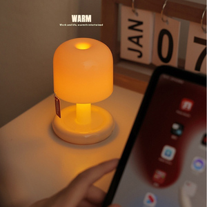Lampe de bureau LED rechargeable par USB Mini veilleuse champignon moderne créative pour la maison, la chambre, le café et le bar Matériau ABS Style coucher de <span class=keywords><strong>soleil</strong></span> - Product Image 2