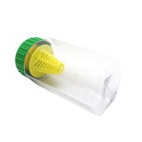 Buitenvliegenvanger van plastic, niet-toxisch en chemievrij, voor fruitvliegen en insecten.