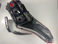 Feu arrière gauche semi-assemblé de haute qualité pour voiture YL00447880 pour Citroën M43R