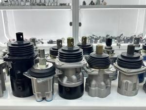 Válvula Piloto de Joystick de Repuesto para Excavadora YT30V00008F2/KRJ5804 para SK200-6/6E SK330-6E/SK480-6E SH200-3, Pieza de Maquinaria de Construcción - Product Image 5