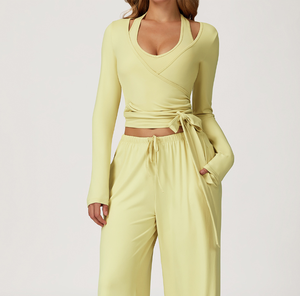 Ensemble de yoga 2 pièces pour femme : Leggings de sport évasés taille haute et <span class=keywords><strong>débardeur</strong></span> dos nu à col licou pour le fitness - Product Image 2