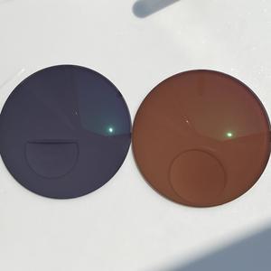 <span class=keywords><strong>Lentes</strong></span> fotocromáticos planos, <span class=keywords><strong>lentes</strong></span> <span class=keywords><strong>bifocales</strong></span> fotocromáticas FT, con recubrimiento verde y gris, <span class=keywords><strong>precio</strong></span> más bajo, 1,56 - Product Image 1