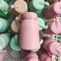 Bouteille d'eau en verre double paroi 320 ml motif lapin mignon, personnalisable avec logo, pour enfants, avec étui en silicone et corde – Meilleure vente