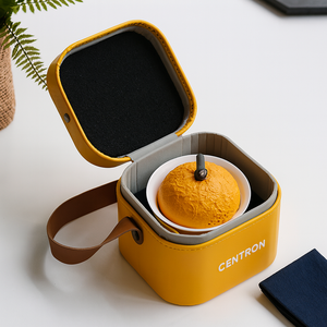 <span class=keywords><strong>Set</strong></span> <span class=keywords><strong>Regalo</strong></span> di Tè alle Erbe a Forma di Frutta Unico con Astuccio Portatile e Tazze, Perfetto per Festività, Eventi e Promozioni - Product Image 1