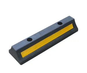 駐車場用アメリカ標準ラバーホイールストッパー - Product Image 1