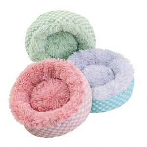 Lit pour <span class=keywords><strong>chat</strong></span> en peluche chaud d'hiver, nid pour animaux de compagnie fermé toutes saisons avec coussin moelleux et tapis épaissi coupe-vent - Product Image 1