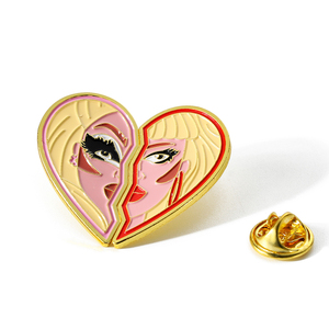 Fabricant en gros, épingle en émail, revers en métal moulé sous pression, Badge en or 3d I Love anna Anime Figure, épingle en émail doux dur personnalisé - Product Image 3