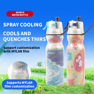 Botella de agua de plástico de 600ml Botella de agua con rociador de niebla de agua deportiva con función de frío - Product Image 6