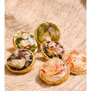 जिनयू 3683 विंटेज फ्रेंच रेसिन रंगीन बालियां तेल चित्रकला शैली 18k सोने के गोल कान स्टड - Product Image 5