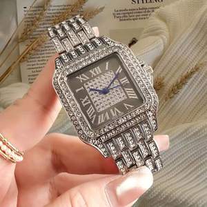 Reloj de Lujo para Hombre y Mujer, Dorado, con Bisel de Diamantes de Imitación, Esfera Cuadrada, Números Romanos, Correa de Acero Inoxidable, Elegante Reloj de Cuarzo - Product Image 3