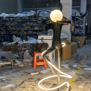 Escultura de arte humano lámpara de pie Hotel centro comercial danza diosa decoración puerta <span class=keywords><strong>duende</strong></span> estatua luces - Product Image 2