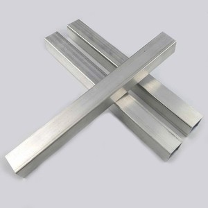 Usine de tubes en alliage d'<span class=keywords><strong>aluminium</strong></span> en Chine avec prix compétitif 6063 T5 6061 T6 3003 3004 <span class=keywords><strong>Tube</strong></span> de tuyau en <span class=keywords><strong>aluminium</strong></span> pour usages médicaux - Product Image 3