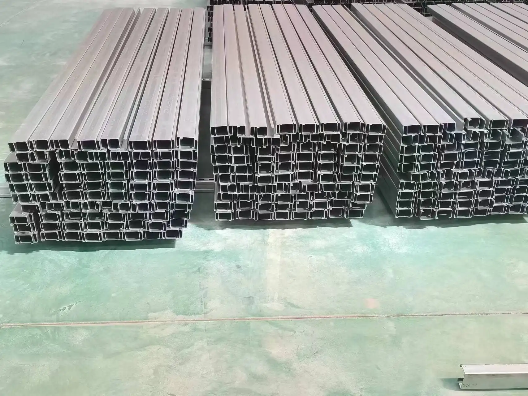 s550gd 41*41 zn aluminum magnesium alloy c channel steel photovoltaic profile for solar