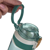 Botella de agua de plástico Tritan transparente al por mayor con tapa pop, Impresión de logotipo personalizado, diseño deportivo para beber directamente para acampar