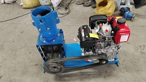 Máy ép viên mini động cơ diesel hiệu suất cao 220V, tình trạng mới, dùng cho chế biến thức ăn chăn nuôi và sử dụng trong nông trại - Product Image 3