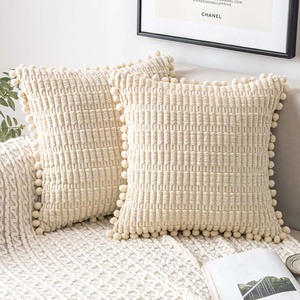Taies d'oreiller en velours côtelé rayé doux taies d'oreiller en velours côtelé Beige moderne pour la maison <span class=keywords><strong>canapé</strong></span> <span class=keywords><strong>canapé</strong></span> lit décoratif - Product Image 1